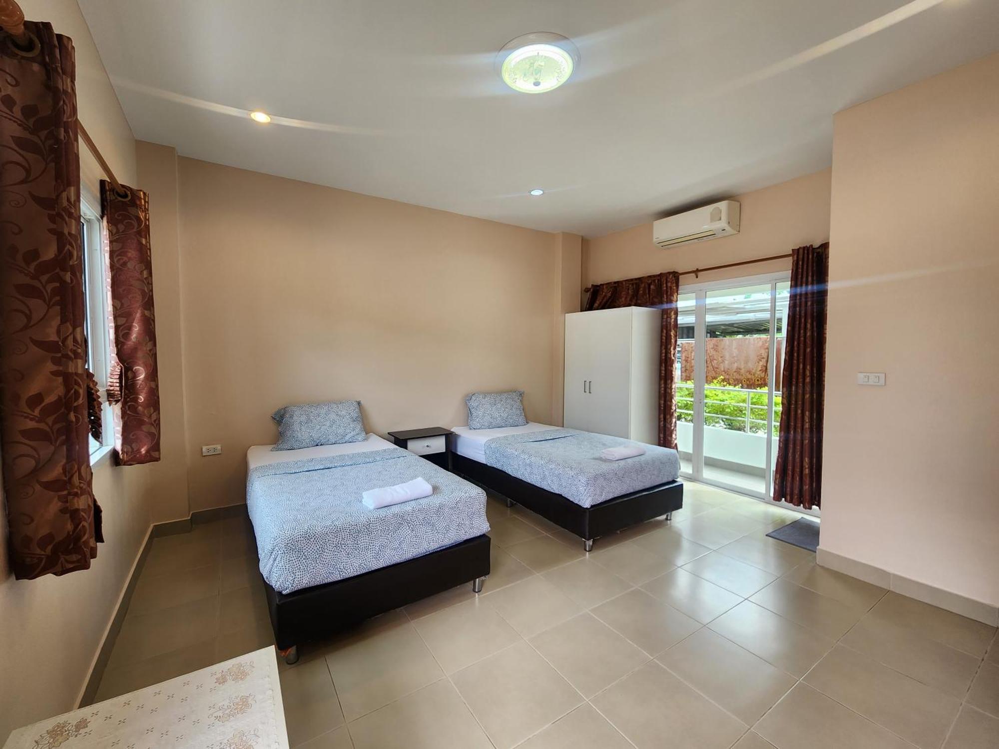 Lemae Residence เลอเม เรสซิเดนซ์ อำเภอเขาย้อย เพชรบุรี Ban Huai Krathaek Pokoj fotografie