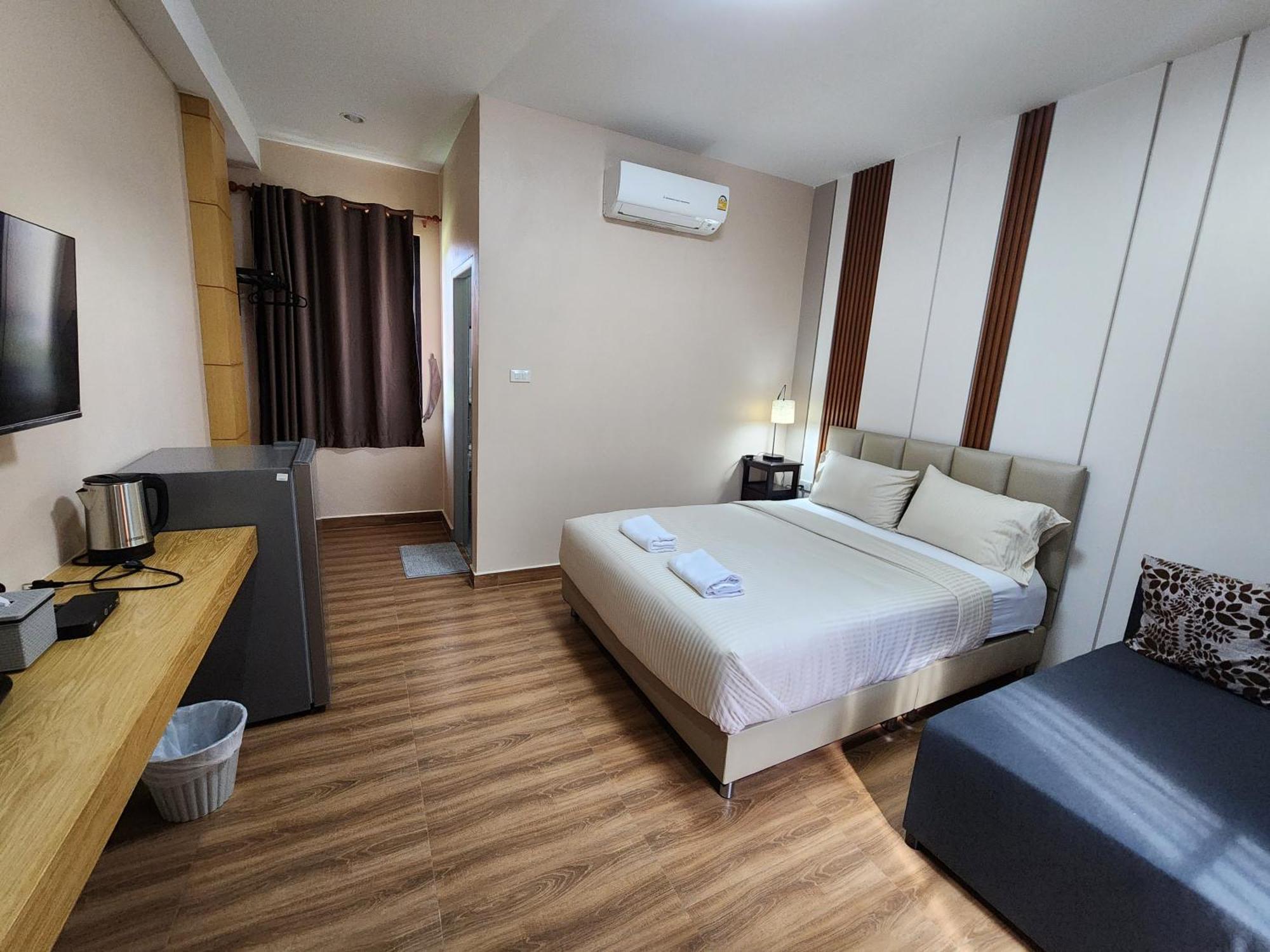 Lemae Residence เลอเม เรสซิเดนซ์ อำเภอเขาย้อย เพชรบุรี Ban Huai Krathaek Pokoj fotografie